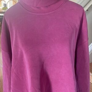 Lululemon Softstreme turtleneck pullover